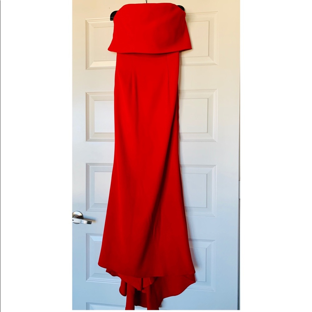 Jarlo Strapless Red Gown